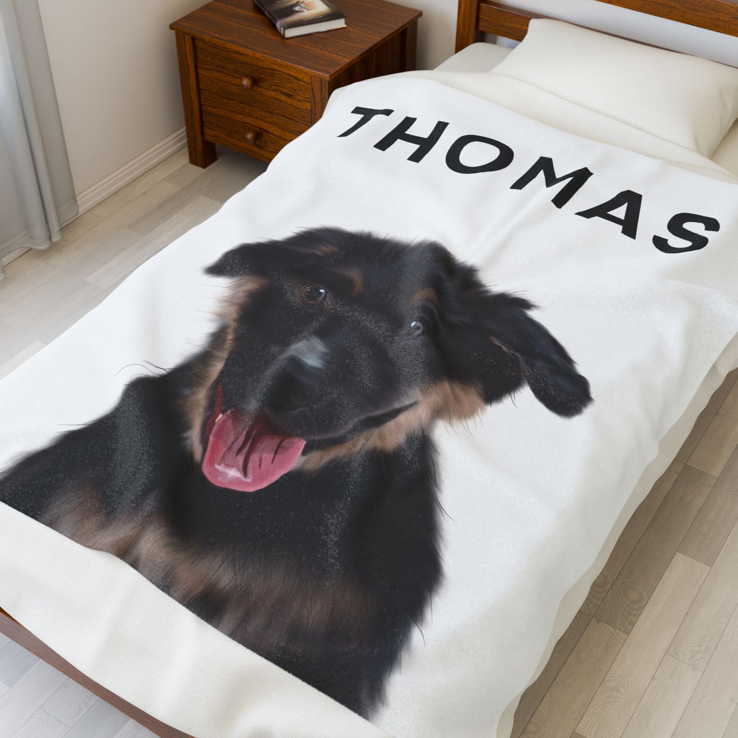 Personalized Velveteen Plush Blanket with Dog Design - Cozy & Custom Pet Gift